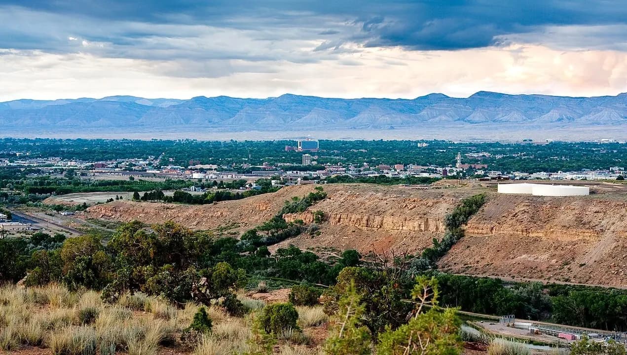 Grand Junction cityscape and surrounding landscape